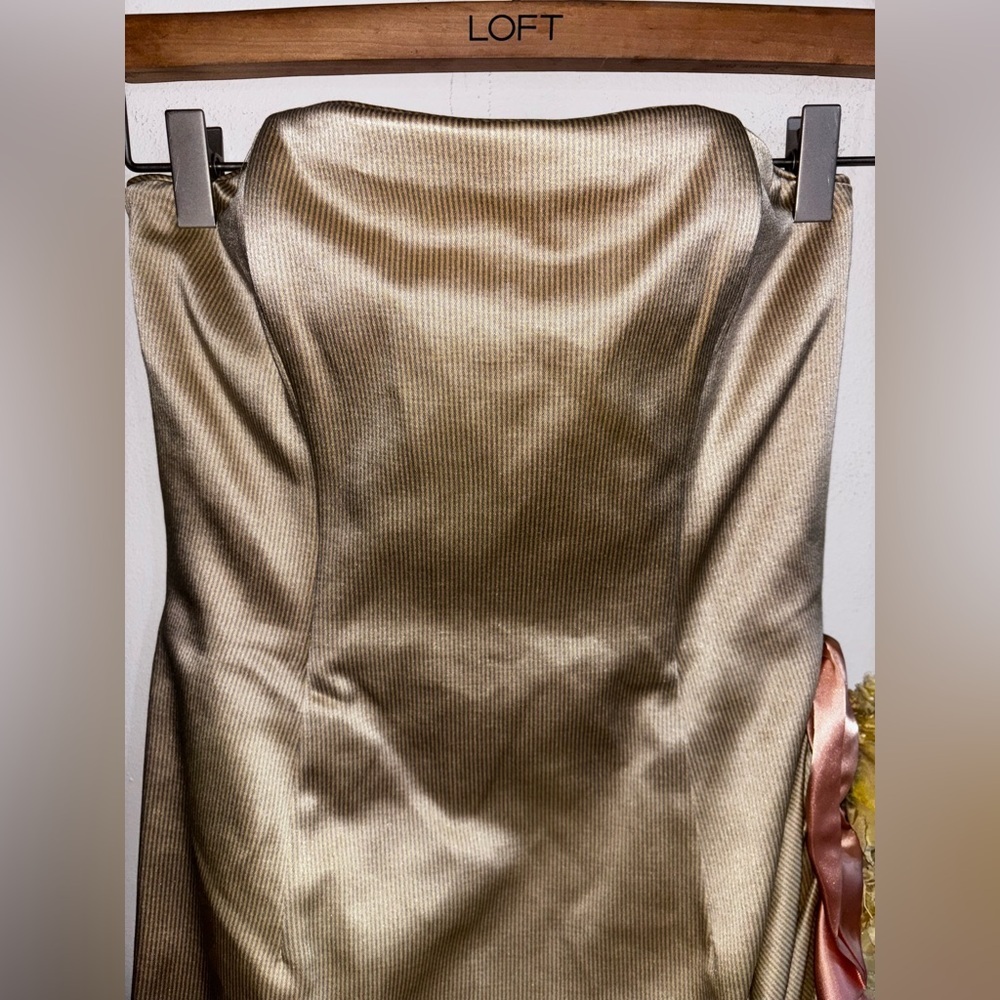 Vintage Elegant Victorian Style Gold Gown with Floral Accents Maxi Dress. - Picture 6 of 11